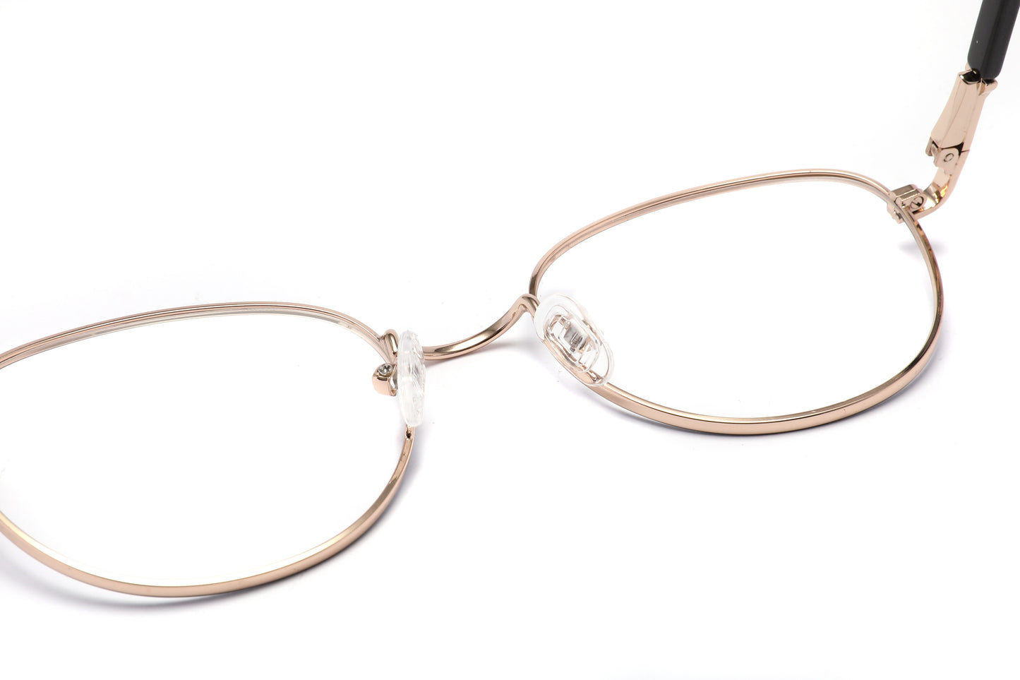 ოპტიკური ჩარჩო LuxOn V6207