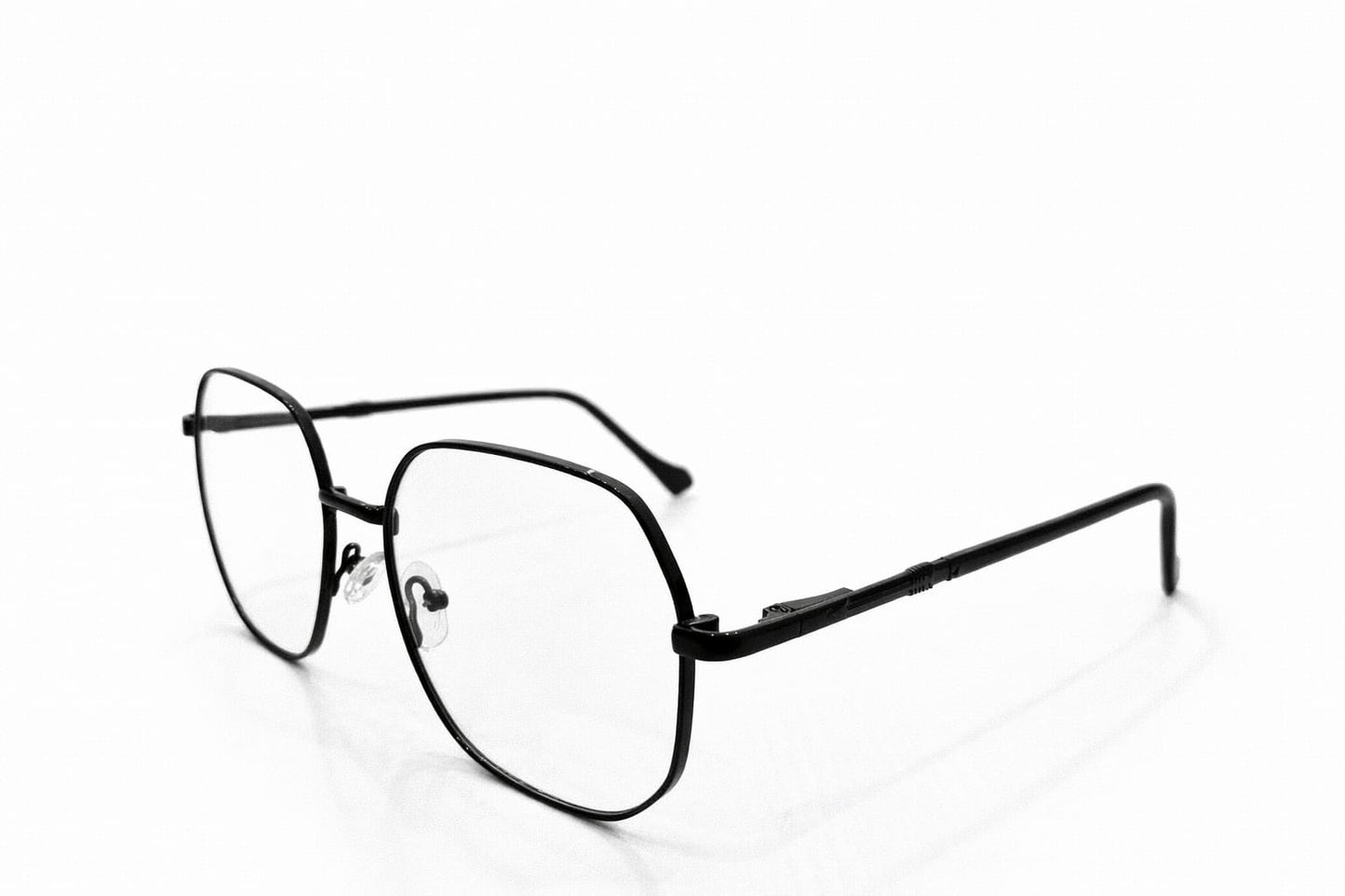 ოპტიკური ჩარჩო LuxOn V112